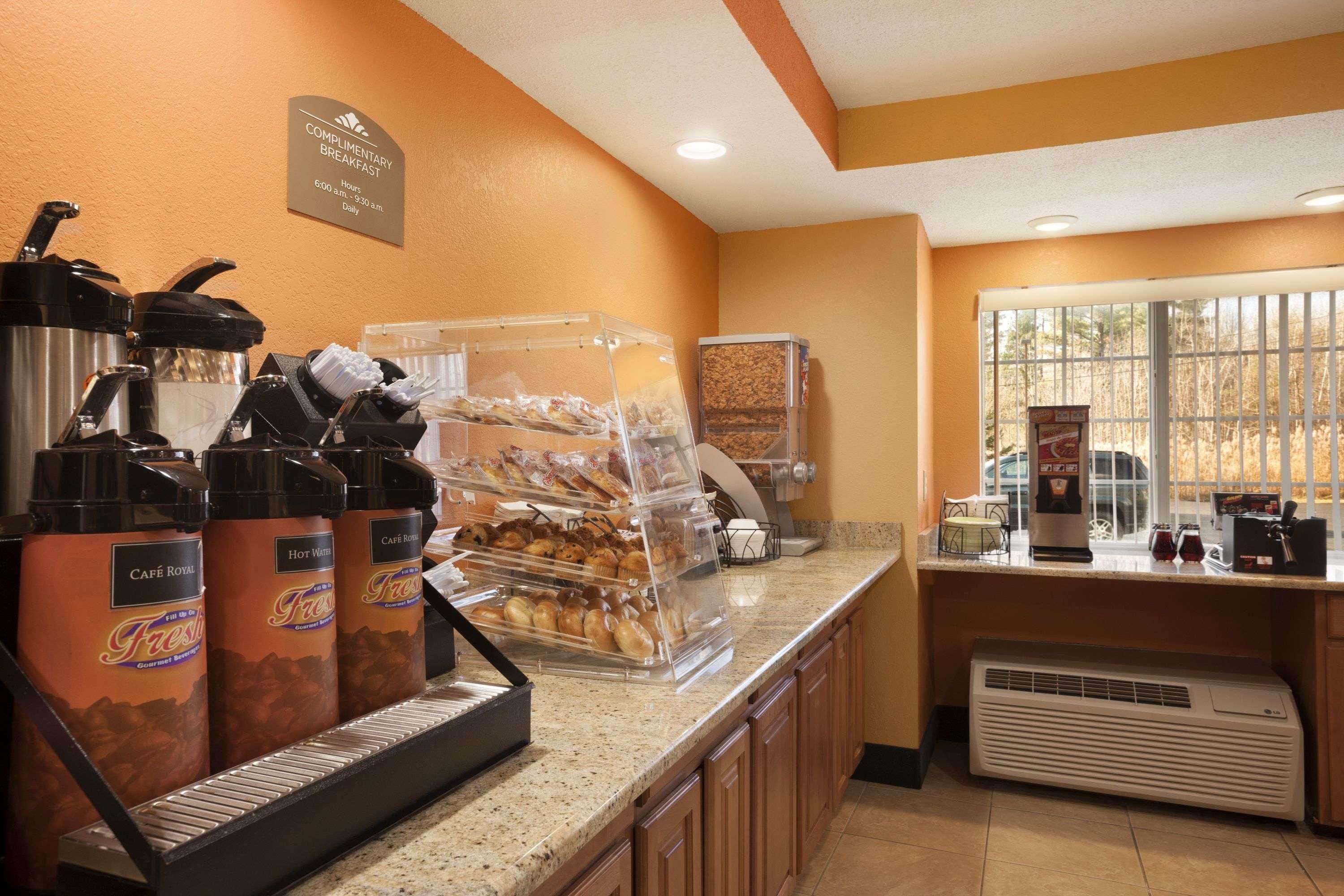 Microtel Inn By Wyndham - Albany Airport Latham Εξωτερικό φωτογραφία